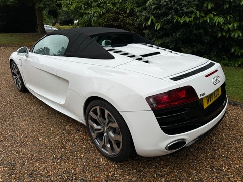 Audi R8 SPYDER V10 QUATTRO 13