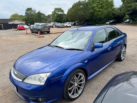 Ford Mondeo ST220 5