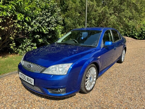 Ford Mondeo ST220