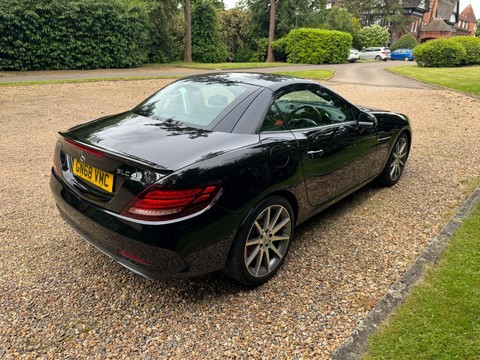 Mercedes-Benz SLC AMG SLC 43 23