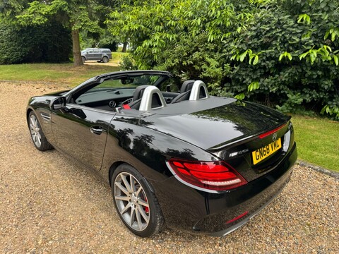 Mercedes-Benz SLC AMG SLC 43 16