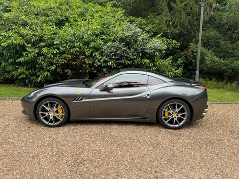 Ferrari California 2 PLUS 2 8