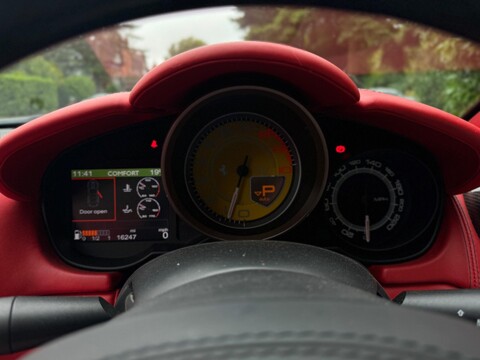 Ferrari California 2 PLUS 2 19