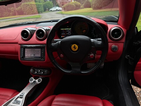 Ferrari California 2 PLUS 2 23