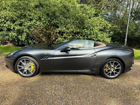 Ferrari California 2 PLUS 2 2