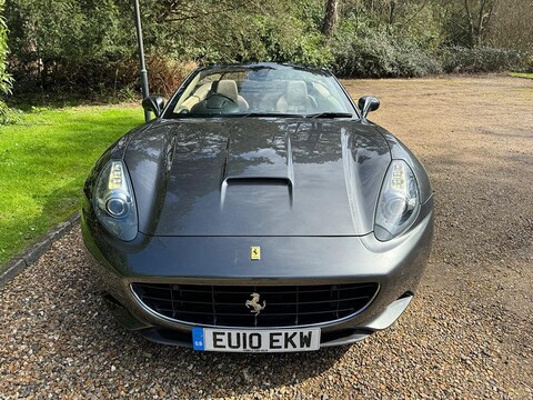 Ferrari California 2 PLUS 2 13