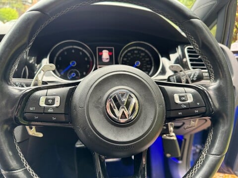 Volkswagen Golf R DSG 18