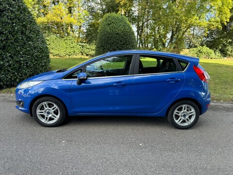 Ford Fiesta ZETEC 5