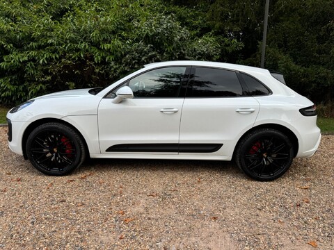 Porsche Macan GTS PDK 3