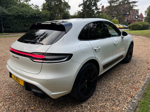 Porsche Macan GTS PDK 10