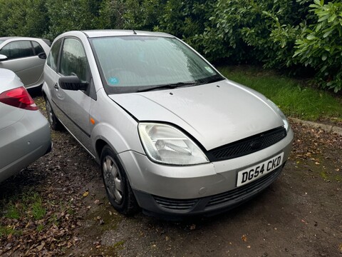 Ford Fiesta LX 16V 3