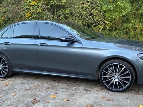 Mercedes-Benz E Class E 350 D 4MATIC AMG LINE PREMIUM PLUS 1