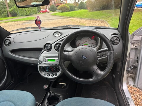 Ford Ka ZETEC CLIMATE CLOTH 11