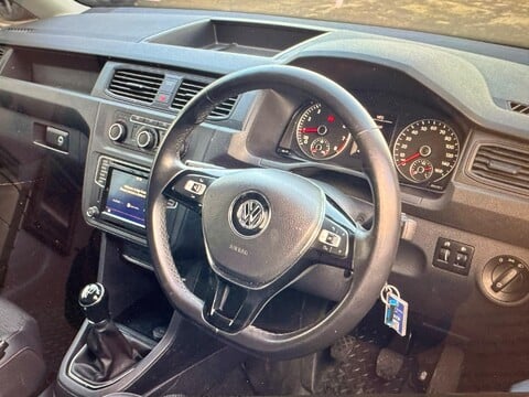 Volkswagen Caddy C20 TSI STARTLINE BMT 3