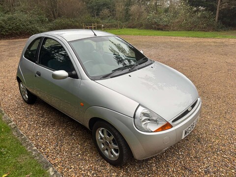 Ford Ka 1.3 Ka Zetec Climate 3dr 6