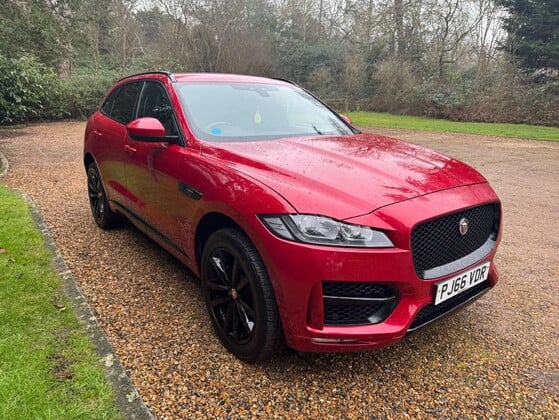 Jaguar F-Pace 2.0 F-PACE R-Sport AWD D Auto 4WD 5dr