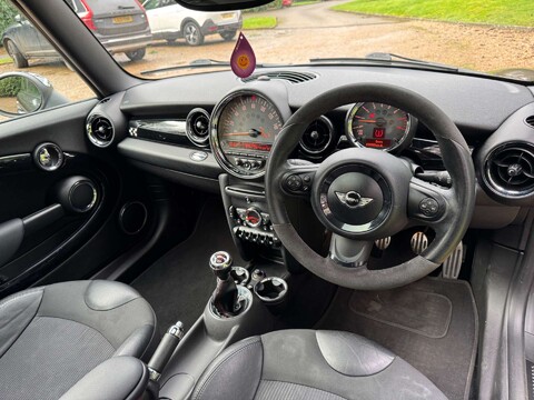 Mini Hatch 1.6 John Cooper Works 3dr 5