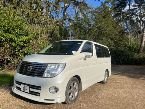 Nissan Elgrand campervan 1