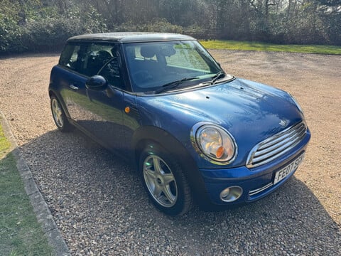 Mini Hatch 1.6 Cooper Auto 3dr 3