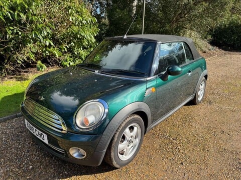 Mini Convertible 1.6 Cooper 2dr 6