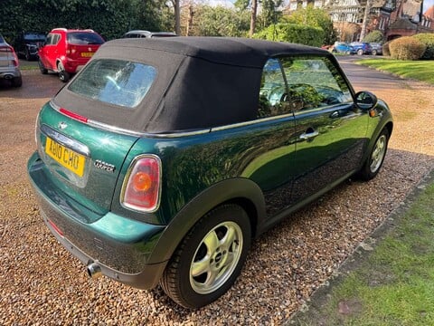 Mini Convertible 1.6 Cooper 2dr 9