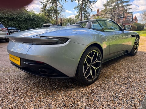 Aston Martin DB11 4.0 DB11 V8 Volante Auto 2dr 16