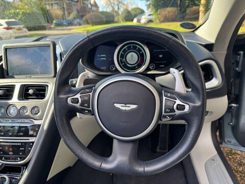 Aston Martin DB11 4.0 DB11 V8 Volante Auto 2dr 17