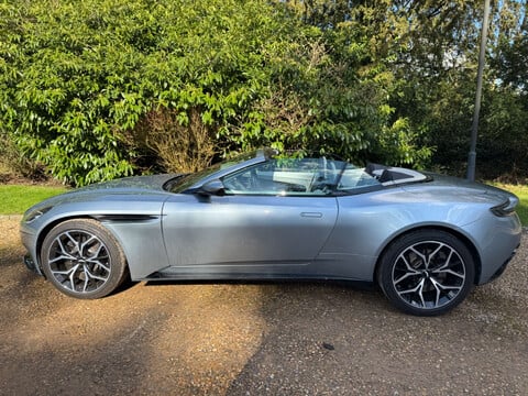 Aston Martin DB11 4.0 DB11 V8 Volante Auto 2dr 10