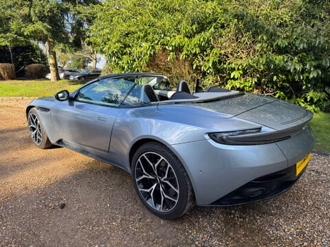 Aston Martin DB11 4.0 DB11 V8 Volante Auto 2dr 14