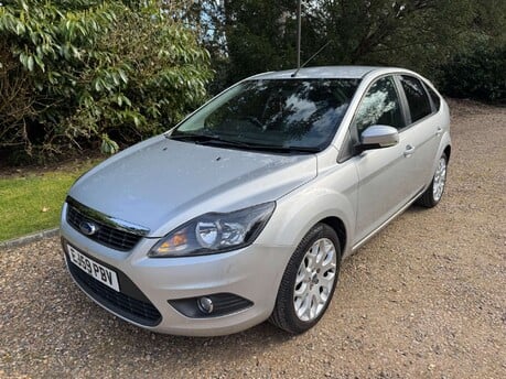 Ford Focus 1.6 Focus Zetec 100 5dr