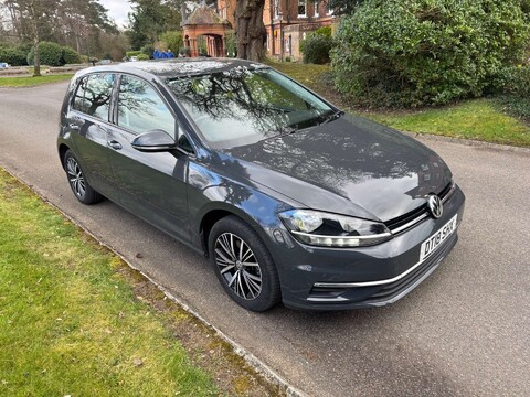 Volkswagen Golf 1.4 Golf SE Nav TSi BlueMotion Technology Semi-Auto 5dr 2