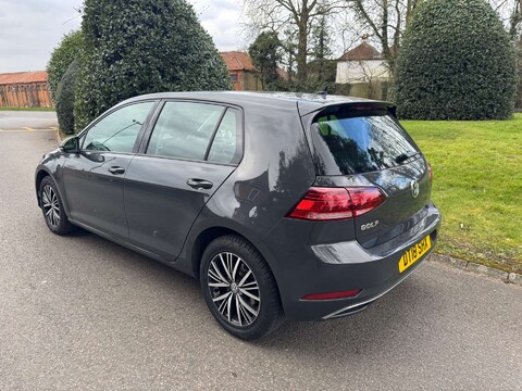 Volkswagen Golf 1.4 Golf SE Nav TSi BlueMotion Technology Semi-Auto 5dr 3