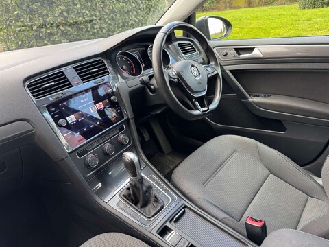 Volkswagen Golf 1.4 Golf SE Nav TSi BlueMotion Technology Semi-Auto 5dr 11
