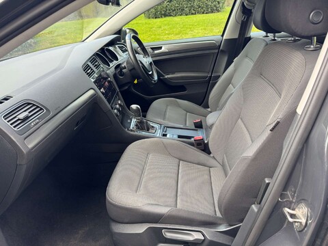 Volkswagen Golf 1.4 Golf SE Nav TSi BlueMotion Technology Semi-Auto 5dr 14