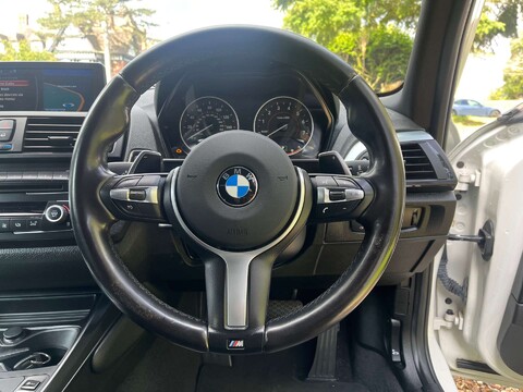 BMW 1 Series 3.0 M135i Auto 5dr 11
