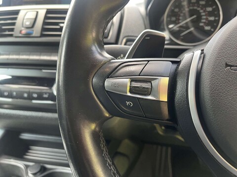 BMW 1 Series 3.0 M135i Auto 5dr 18