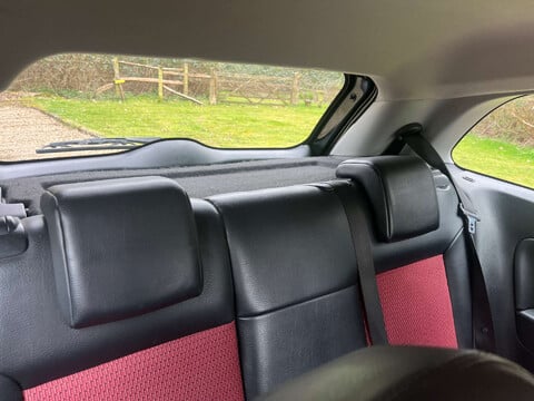 Ford Fiesta 2.0 Fiesta ST 3dr 9