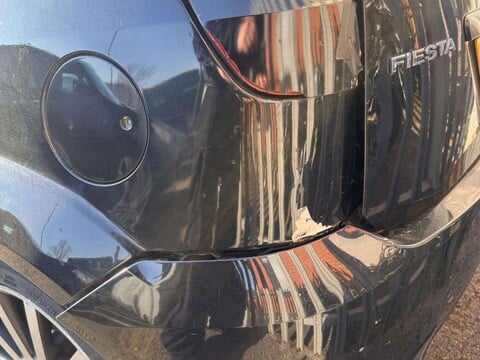 Ford Fiesta 2.0 Fiesta ST 3dr 16