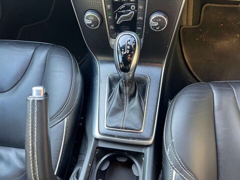 Volvo V40 2.0 V40 R-Design Pro T2 Auto 5dr 18