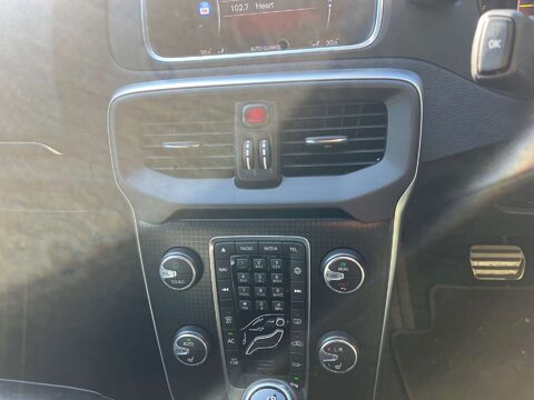 Volvo V40 2.0 V40 R-Design Pro T2 Auto 5dr 9