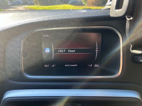 Volvo V40 2.0 V40 R-Design Pro T2 Auto 5dr 10
