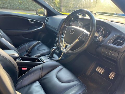 Volvo V40 2.0 V40 R-Design Pro T2 Auto 5dr 12