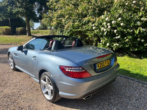 Mercedes-Benz SLK 1.8 SLK 200 AMG Sport Edition 125 BlueEfficiency Auto 2dr 5