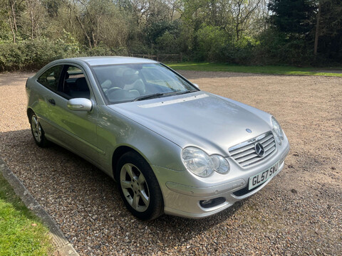 Mercedes-Benz C Class 1.8 C180 Kompressor SE Auto 3dr 3
