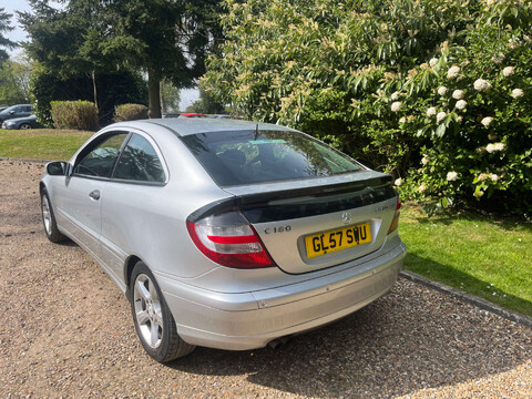 Mercedes-Benz C Class 1.8 C180 Kompressor SE Auto 3dr 5
