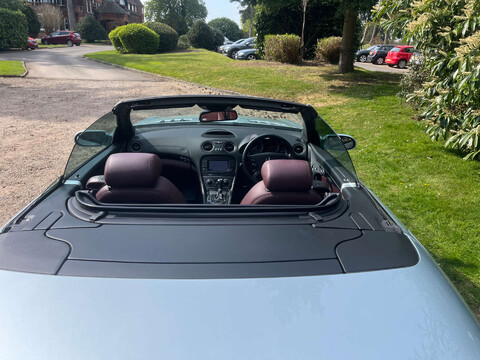 Mercedes-Benz SL Series AUTO 7