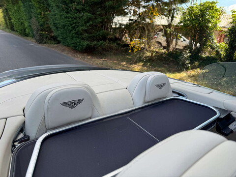Bentley Continental 4.0 Continental GTc V8 Auto 4WD 2dr 12