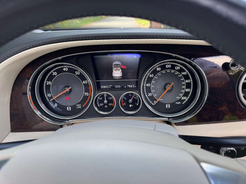 Bentley Continental 4.0 Continental GTc V8 Auto 4WD 2dr 21