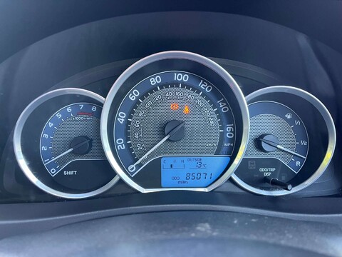 Toyota Auris 1.6 Auris Sport Valvematic 5dr 6