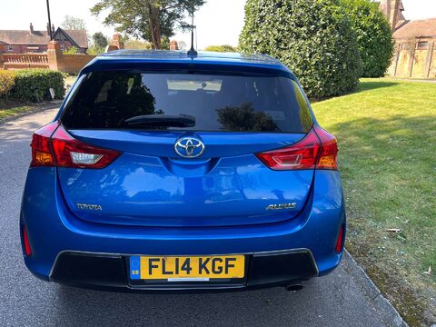 Toyota Auris 1.6 Auris Sport Valvematic 5dr 5